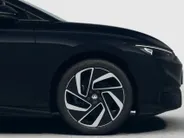 Volkswagen ID.7 Limited Edition 77 kWh accu 286 PK · Achteruitrijcamera · sfeerverlichting · Stuurwiel multifunctioneel ·