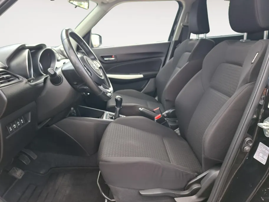 Suzuki Swift 1.0 Stijl Smart Hybrid 112 PK | Dealeronderhouden | Navigatie | Achteruit rij camera | Lichtmetalen velgen