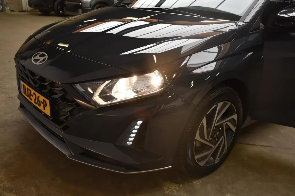 Hyundai i20 1.0 T-GDI 48V MHEV 100pk Comfort I Navi + Camera