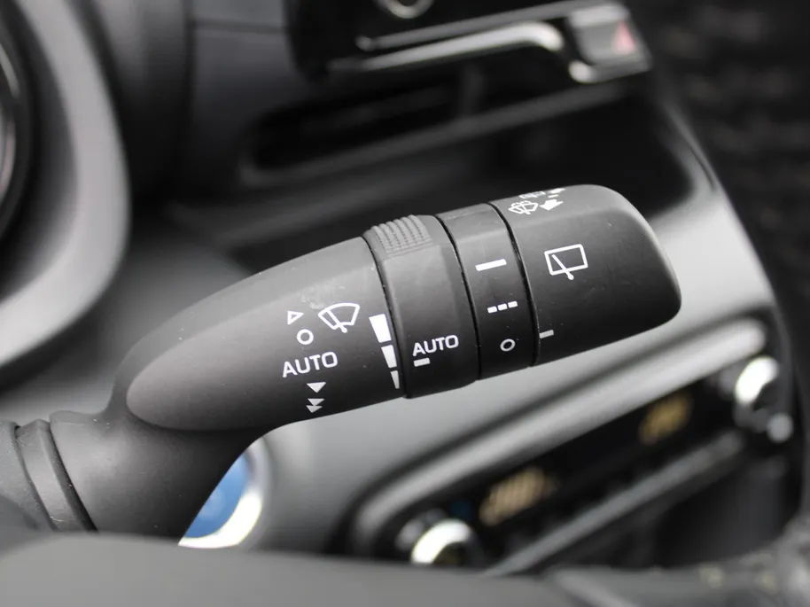 Mazda 2 Hybrid 1.5 Select | Airco | 16" LM | Android / Apple carplay | PDC | Camera | Keyless |