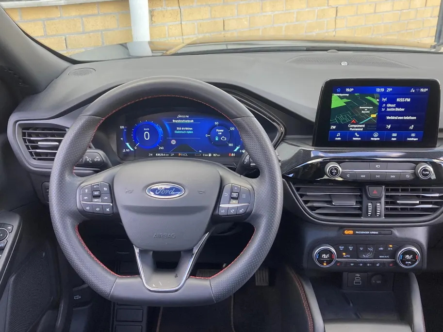 Ford Kuga 2.5 PHEV ST-Line X Elektrisch wegklapbare trekhaak - Panoramadak - 20inch LM Velgen