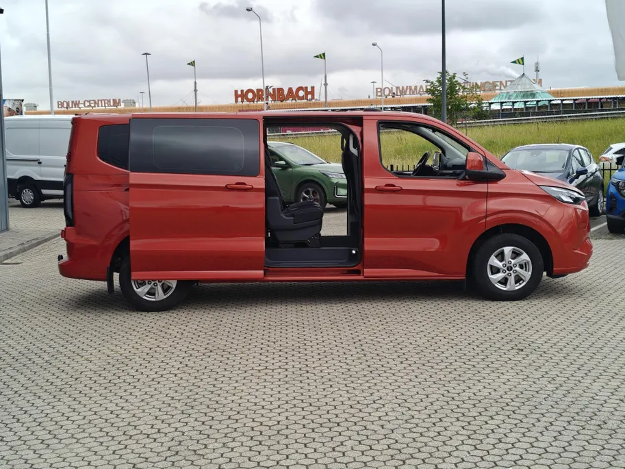 Ford Transit Custom 340 2.5 PHEV L2H1 Limited Kombi 9-persoons
