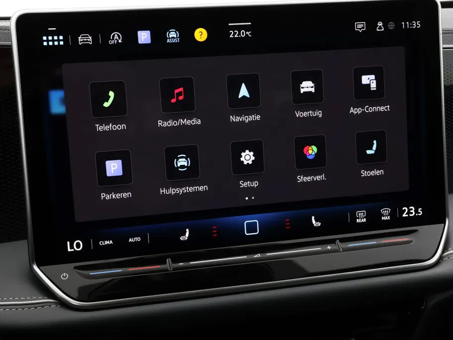 Volkswagen Passat Variant 1.5 eTSI 150pk DSG Business · Camera · Stuur- & Stoelverwarming · Apple/Android Car Play · Massagefunctie Voorstoelen · Garantie t/m 11-06-2028 of 100.000km