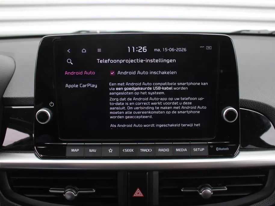 Kia Picanto 1.0 DPI AMT ExecutiveLine | Stuur-/stoelverwarming | Camera | Draadloze telefoonlader | LED | 15' LM | Clima | Cruise | Navi | Automaat |