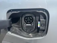 Ford E-Transit Courier Limited 46 kWh | Driver Assistance Pack | Navigatie | Trekhaak | Parkeersensoren | Nieuw te bestellen!