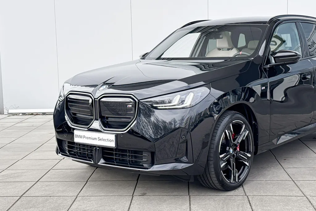 BMW X3 M50