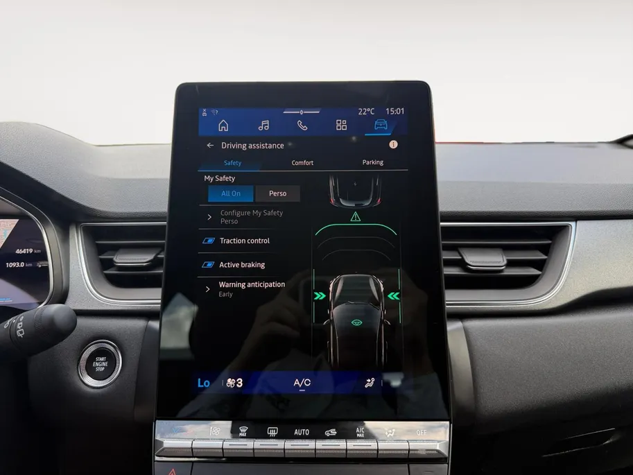 Renault Symbioz 1.6 E-Tech full hybrid 145 techno | Automaat | Navigatie | Apple Carplay & Android Auto | LMV | Cruise & Climate Control | Camera | Parkeersensoren | 12 Maanden BOVAG Garantie