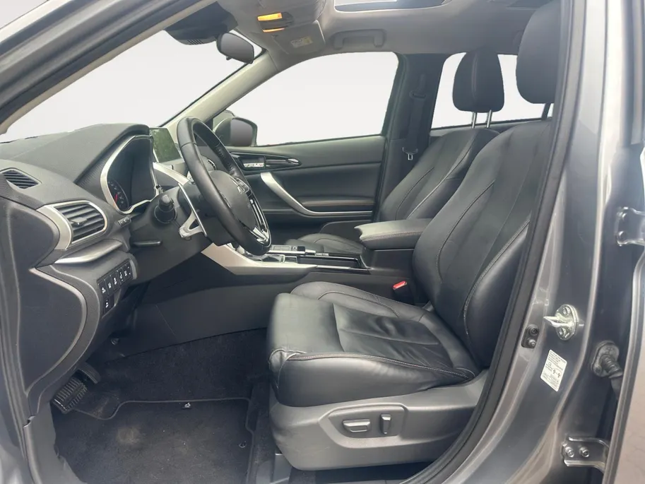 Mitsubishi Eclipse Cross 1.5 DI-T Instyle | Trekhaak | Stoelverw. vóór & achter | Voorruitverw. | Cruise Control |