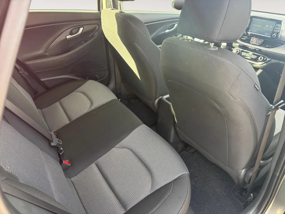 Hyundai i30 Wagon 1.0 T-GDi MHEV Comfort | Automaat! | Camera | Carplay | Airco