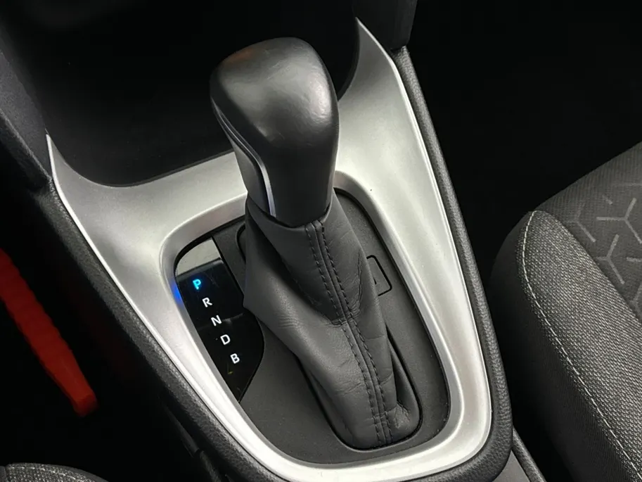 Toyota Yaris Cross 1.5 Hybrid Dynamic | Navigatie | 17'' L.M. Velgen | Adaptieve Cruise Control