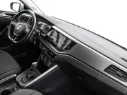 Volkswagen Polo 1.0 TSI 95pk DSG Comfortline · Camera · Apple/Android Car Play · P-Sensoren · Navigatie · DAB · 15'' Inch ·