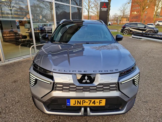 Mitsubishi Eclipse Cross Instyle 87 kWh