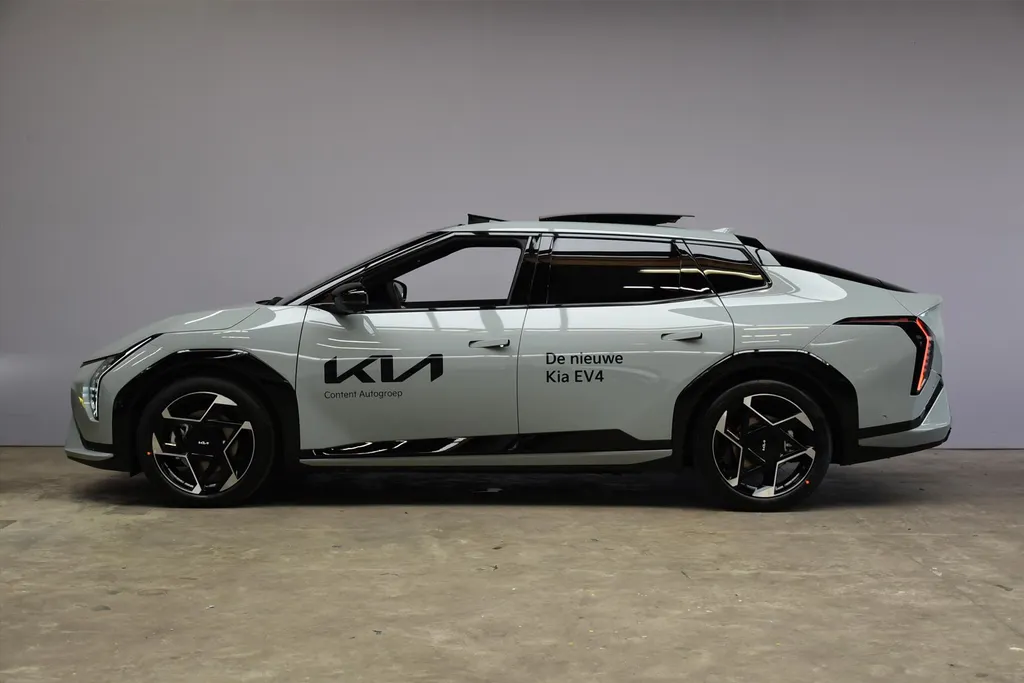 Kia EV4 FASTBACK 81,4 kWh 204PK GT-PlusLine NIEUW