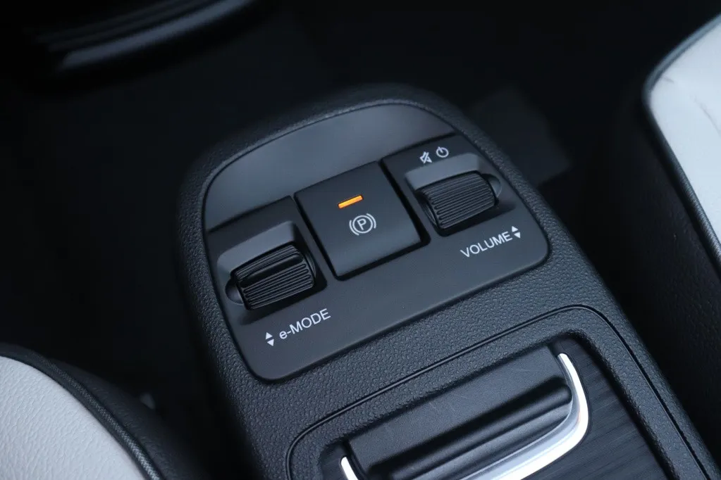 Fiat 500C La Prima by Bocelli 42 kWh | JBL | Winter | Camera | 17′