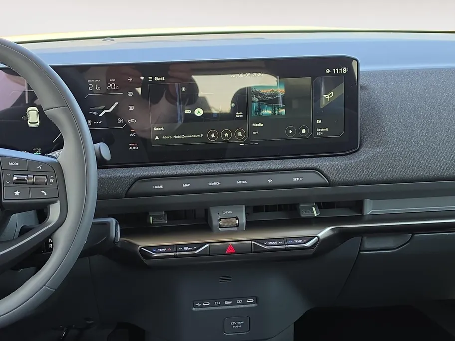 Kia EV2 Plus 42.2 kWh | Navigatie | Climate control | Stoel + Stuurverwarming | Parkeer sensoren voor + achter | Parkeer camera achter | DEMO
