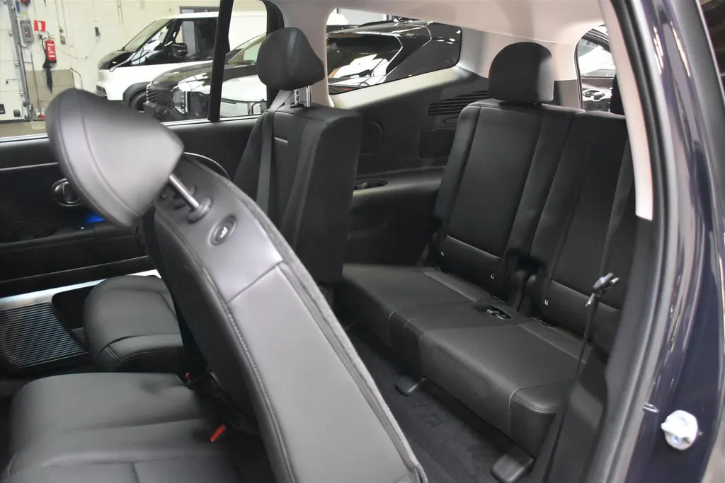 Hyundai IONIQ 9 110,3 kWh 308pk AWD Connect+ I Voorraadvoordeel!