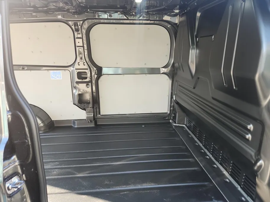 Ford E-Transit Custom 320 L2H1 Limited 71 kWh DC | NIEUW | TE BESTELLEN | 380 KM WLTP | 0.99% rente Financial Lease |