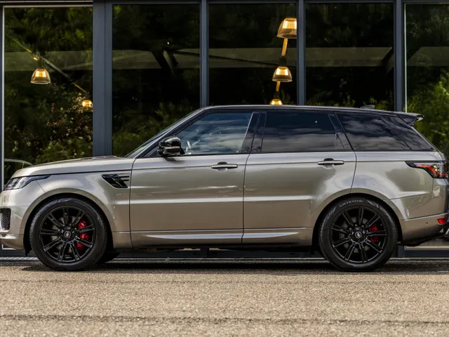 Land Rover Range Rover Sport 2.0 P400e Autobiography Dynamic