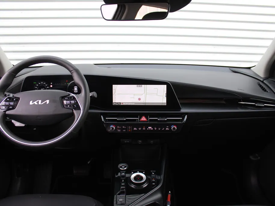 Kia Niro 1.6 GDi Hybrid DynamicPlusLine | Schuif-/kanteldak | Stuur-/stoelverwarming | Cruise adapt. | Camera | Clima | 16' LM | Navi |