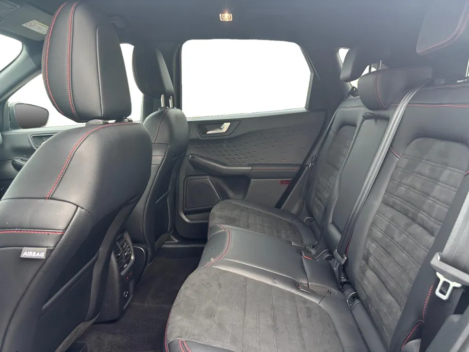 Ford Kuga 2.5 PHEV ST-Line X | 1e Eigenaar | Adapt. Cruise Control | Winterpack | HUD | Dodehoek Detectie | Elektr. Achterklep | 12 maanden garantie!