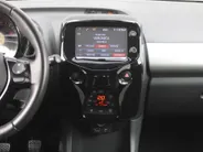 Peugeot 108 1.0 e-VTi Allure TOP! | Elek. vouwdak | Camera | Keyless | 15'' LM Velgen | Clima | Navi | Cruise |