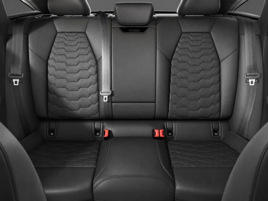 Audi A6 e-tron S edition 83 kWh 286 PK · Sportstoelen leder zwart · Stoelventilatie · Trekhaak elek. wegklapbaar