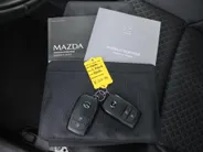 Mazda 2 Hybrid 1.5 Agile | Comfort pakket | CarPlay | Camera | Stuur-/stoelverwarming | Cruise adapt. | 15' LM |