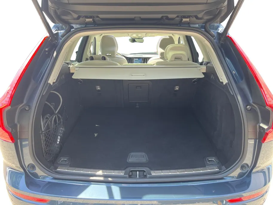 Volvo XC60 2.0 T8 Plug-in hybrid AWD Ultra Black Edition