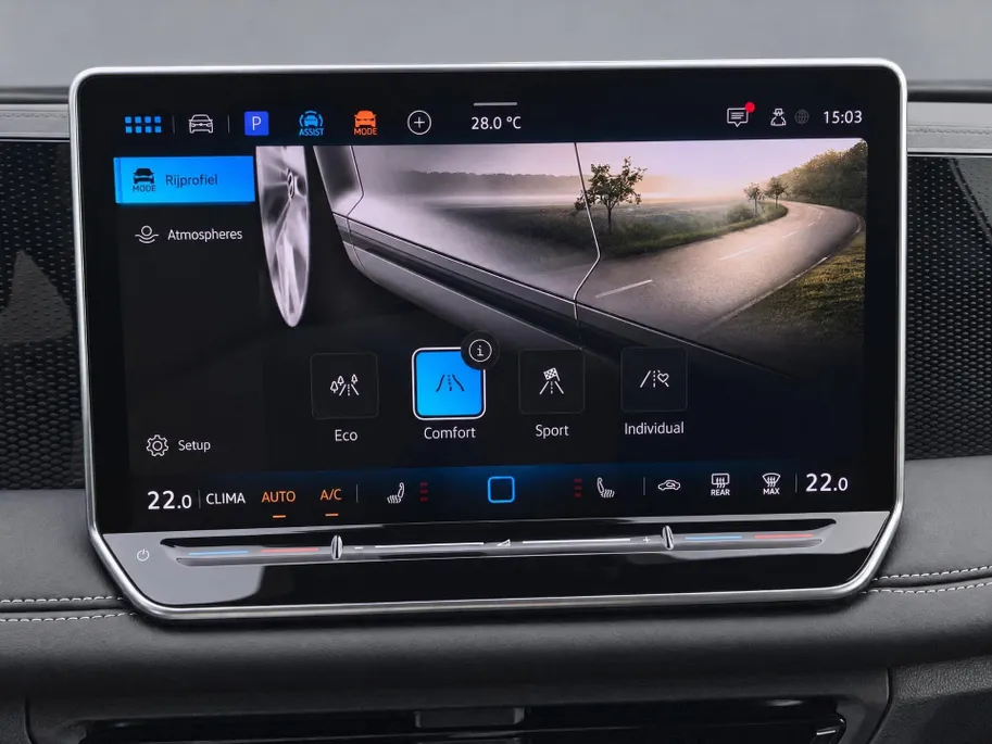 Volkswagen Tiguan 1.5eTSI/150PK Goal · Navigatie · Trekhaak · 360°Camera + Parkeersensoren · Garantie t/m 01-10-2027