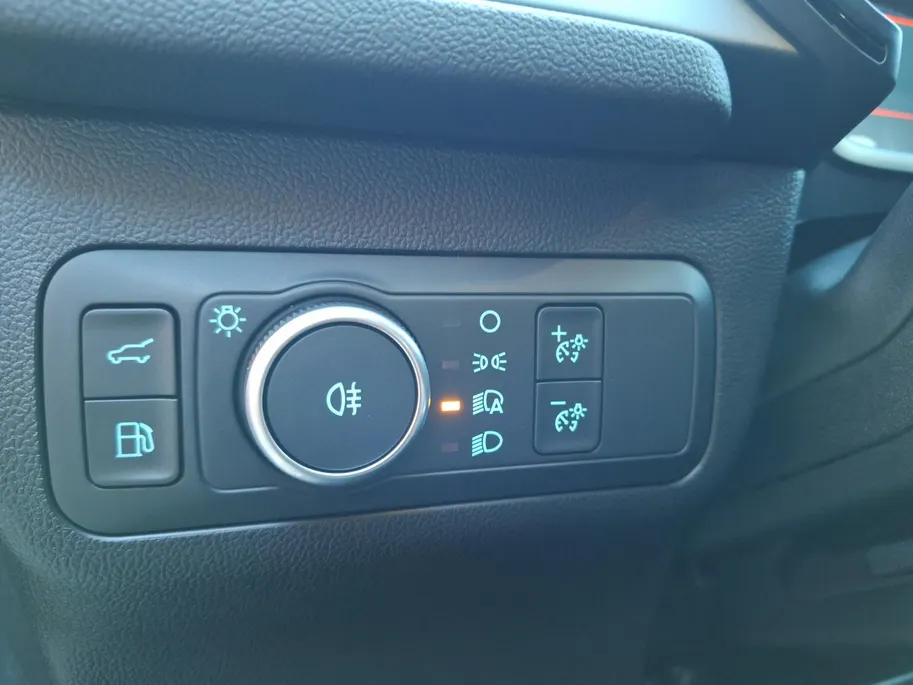 Ford Kuga 2.5 PHEV ST-Line X | Black Pack | Winterpack | Matrix Ledkoplampen | El. Trekhaak | 360Camera | Adaptive Cruisecontrol | Dodehoekdetectie | 20' Lichtmetaal | Draadloze Apple Carplay&Android Auto | B&O Audio | El. Vert. bestuurderstoel + geheugen | Nieuw t