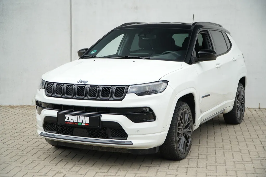 Jeep Compass 4xe 240 PK Hybrid S | Leder | Pano | Navi | Winter | Cam | 19' VERKOCHT