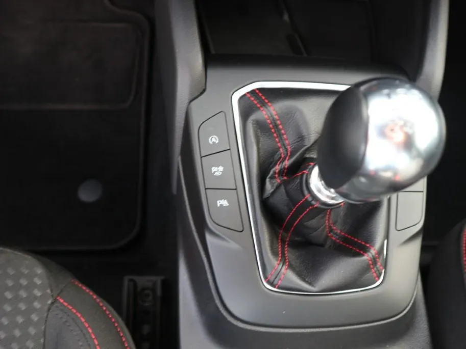 Ford Focus Wagon 1.0 EcoBoost Hybrid ST Line Style 125pk met Parking-, Winter-, Family-, en Design Pack