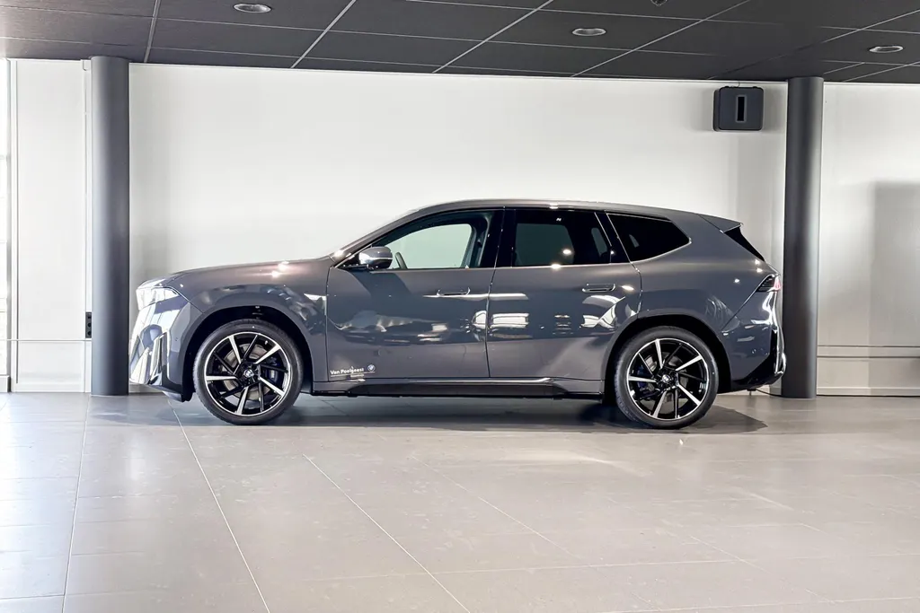 BMW iX3 40 eDrive 83 kWh