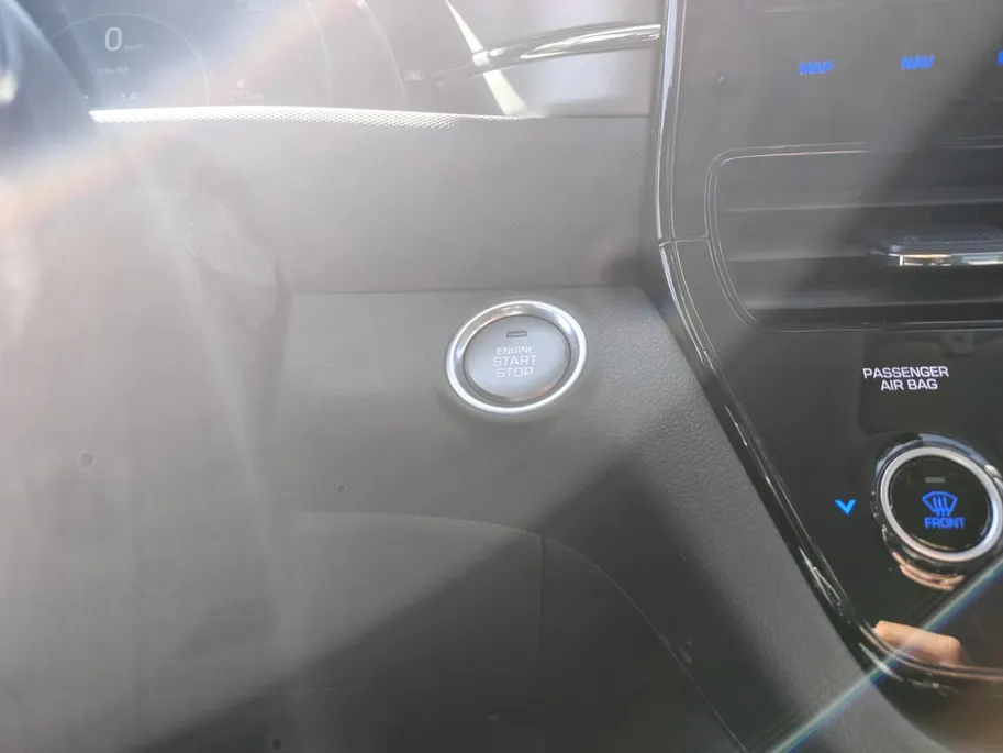 Hyundai IONIQ 1.6 GDi PHEV Premium | Zeer zuinig | Vol opties | Perfecte staat | NU Rijklaarprijs! Incl.12 Maanden, APK, Onderhoudsbeurt etc! Premiumpakket gratis!