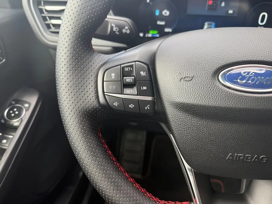 Ford Kuga 2.5 PHEV ST-Line X | Panoramadak | Winter Pack | Elektrische Trekhaak | Driver Assistance Pack | ALL SEASON |