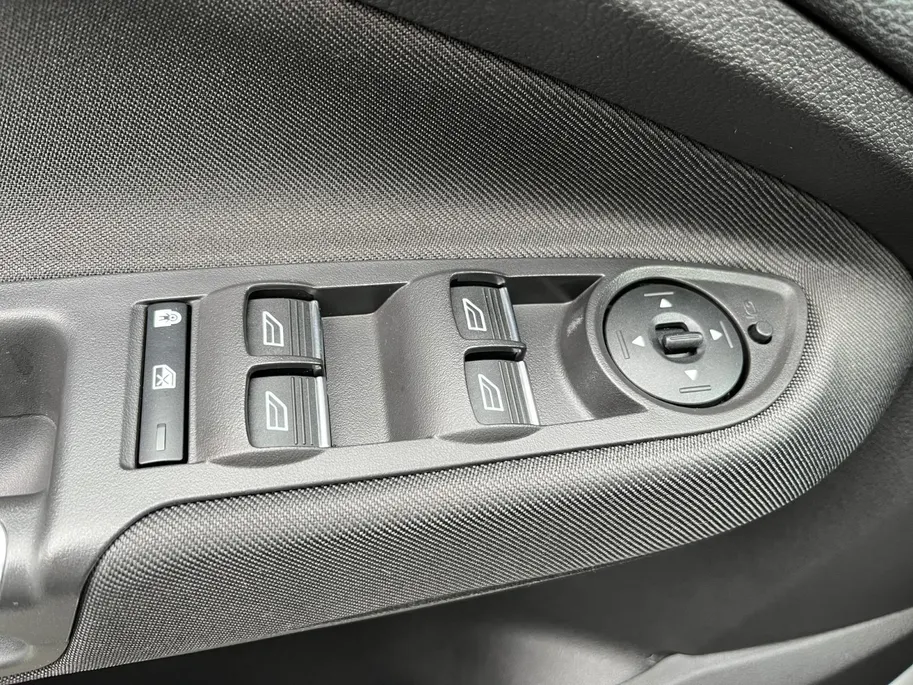 Ford C-MAX 1.0 Titanium |Trekhaak| Apple Carplay/Android Auto| Verwarmde voorruit| 12 maanden Bovag garantie| Nieuwe Apk|