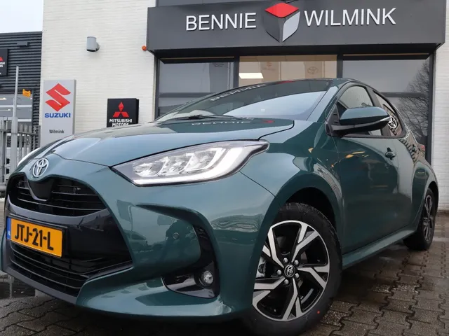 Toyota Yaris 1.5 Hybrid 115 Dynamic Comfort Pack | V+A Sensoren | Stoel & St
