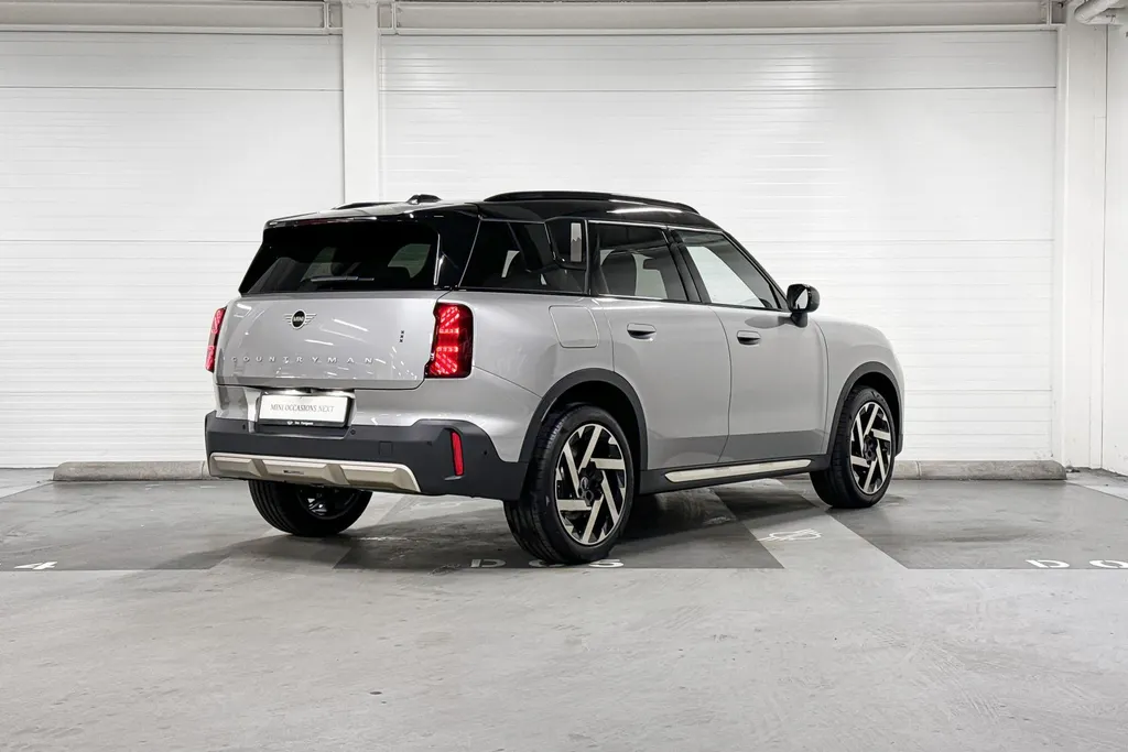 MINI Countryman C