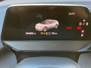 Volkswagen ID.4 Pro 77 kWh 150kW/204PK · Trekhaak · Panoramadak · Parkeersensoren · Apple/Android Car Play ·