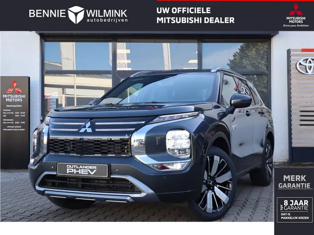 Mitsubishi Outlander 2.4 PHEV Instyle | Schui/Kantel Dak | Stoel Verwarming/Ventilatie | 1.600 KG Trekgewicht |