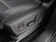 Audi Q6 e-tron S edition 83 kWh 252pk · SOH 98,1% · Panoramadak · 360 Camera · Inklap. Trekhaak · Luchtvering · Elek. Voorstoelen · Garantie t/m 19-06-2030 of 100.000km
