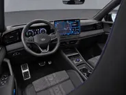 Volkswagen Tiguan 1.5 272pk DSG eHybrid R-Line Edition · Panoramadak · Wegklapbare Trekhaak · 360 Camera · Verwarmbare Voorruit · 20'' Inch · Garantie t/m 16-04-2030 of 100.000km