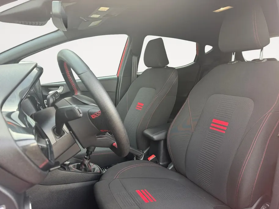Ford Fiesta 1.0 EcoBoost Hybrid ST-Line X | 1ste eigenaar | Volledig Dealeronderhouden | Winter Pack | B&O Audio | Afneembare Trekhaak |