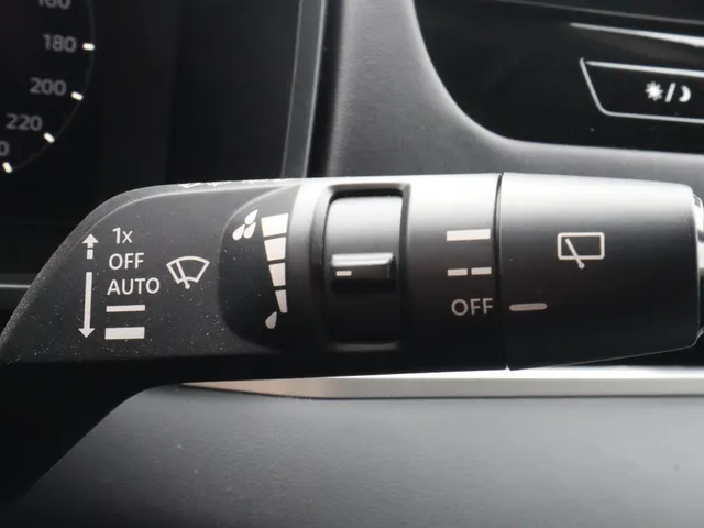 Mitsubishi Outlander 2.4 PHEV First Edition Trekhaak | All Seasonbanden
