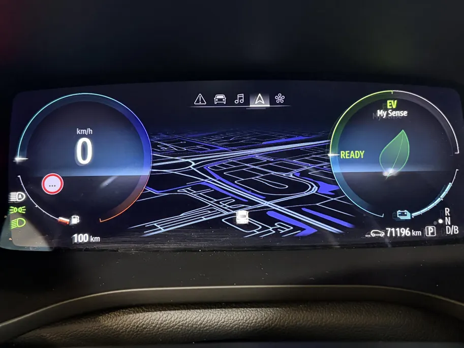 Renault Arkana 145PK E-Tech Hybrid R.S. Line Automaat | 9,3' Navi | Camera | Parkeersensoren | Climate Control | Adaptive Cruise Control | Stoelverwarming | Lichtmetalen Velgen | Apple CarPlay/Android Auto |