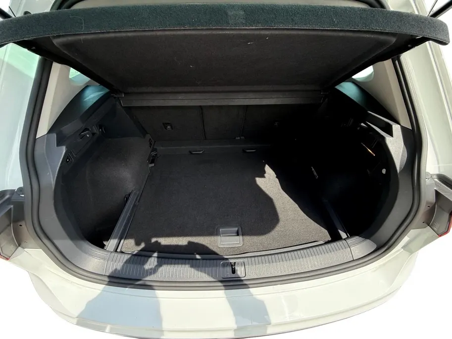Volkswagen Tiguan 2.0 TSI 4Motion Highline | PAN. DAK | ELEKTR. TREKHAAK | STOELVERWARMING | NL-AUTO | DEALERONDERHOUDEN | ETC..