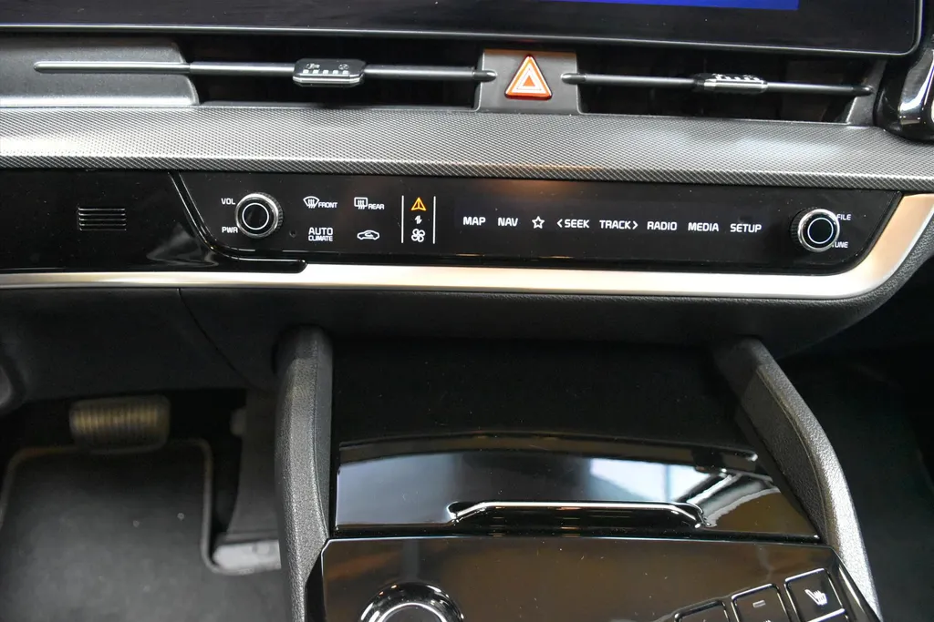 Kia Sportage 1.6 T-GDi 230pk Hybrid AT6 Dark Edition