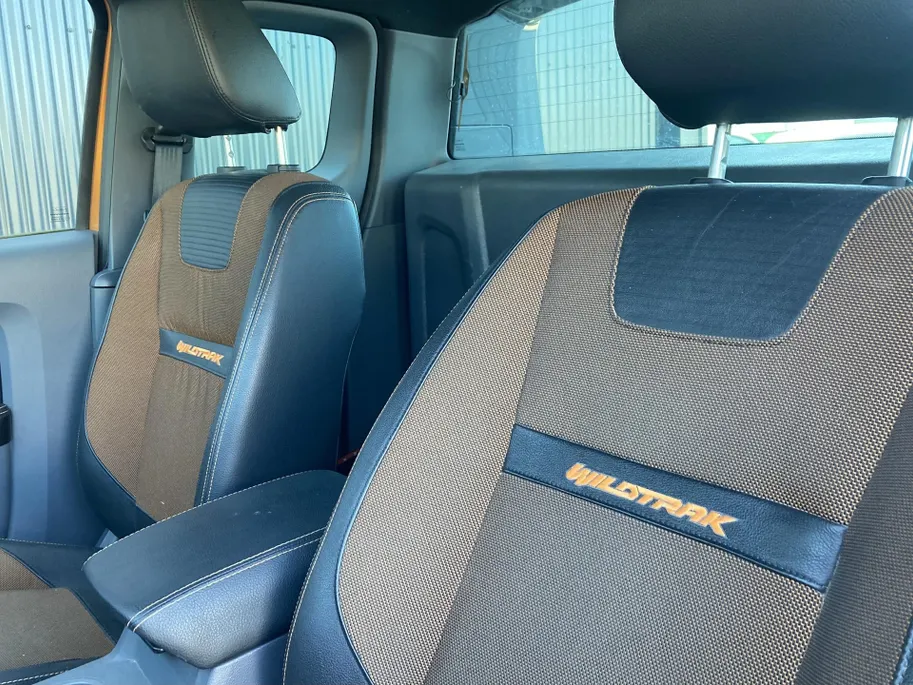 Ford Ranger 3.2 5-cilinder TDCi 200 pk 4WD Wildtrak Supercab Adaptieve Cruise Control - Navigatie - Trekhaak- afsluitbare Rollertop