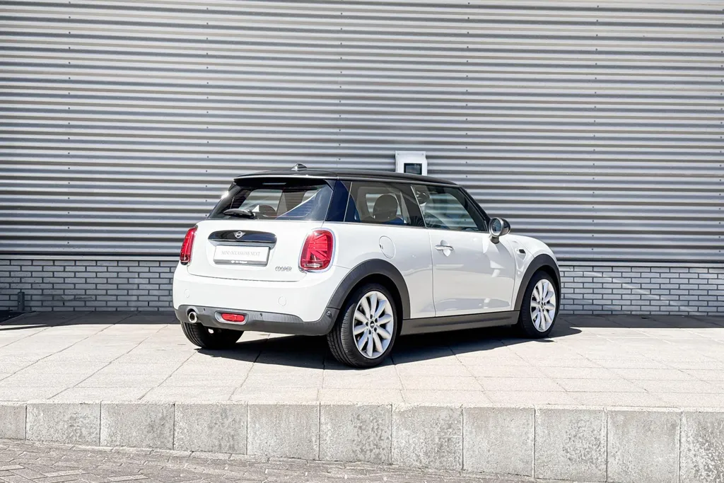 MINI Cooper 3-deurs 1.5 Cooper Chili