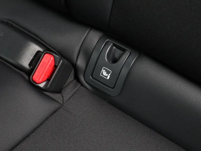 Toyota Yaris 1.5 Hybrid 130 Executive JBL | Head-up | Stuur en stoelverwarming VERKOCHT